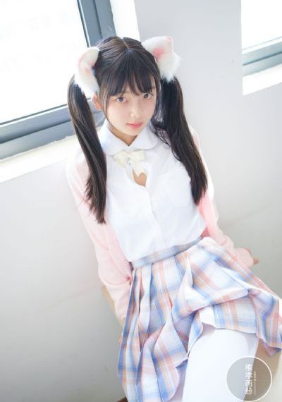 《内衣办公室》 在线观看_JVID性感写真